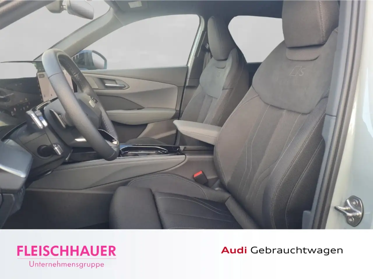 Audi Q3 6