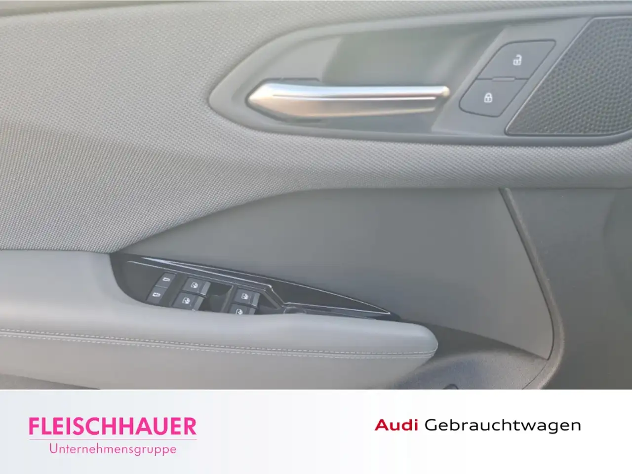 Audi Q3 9