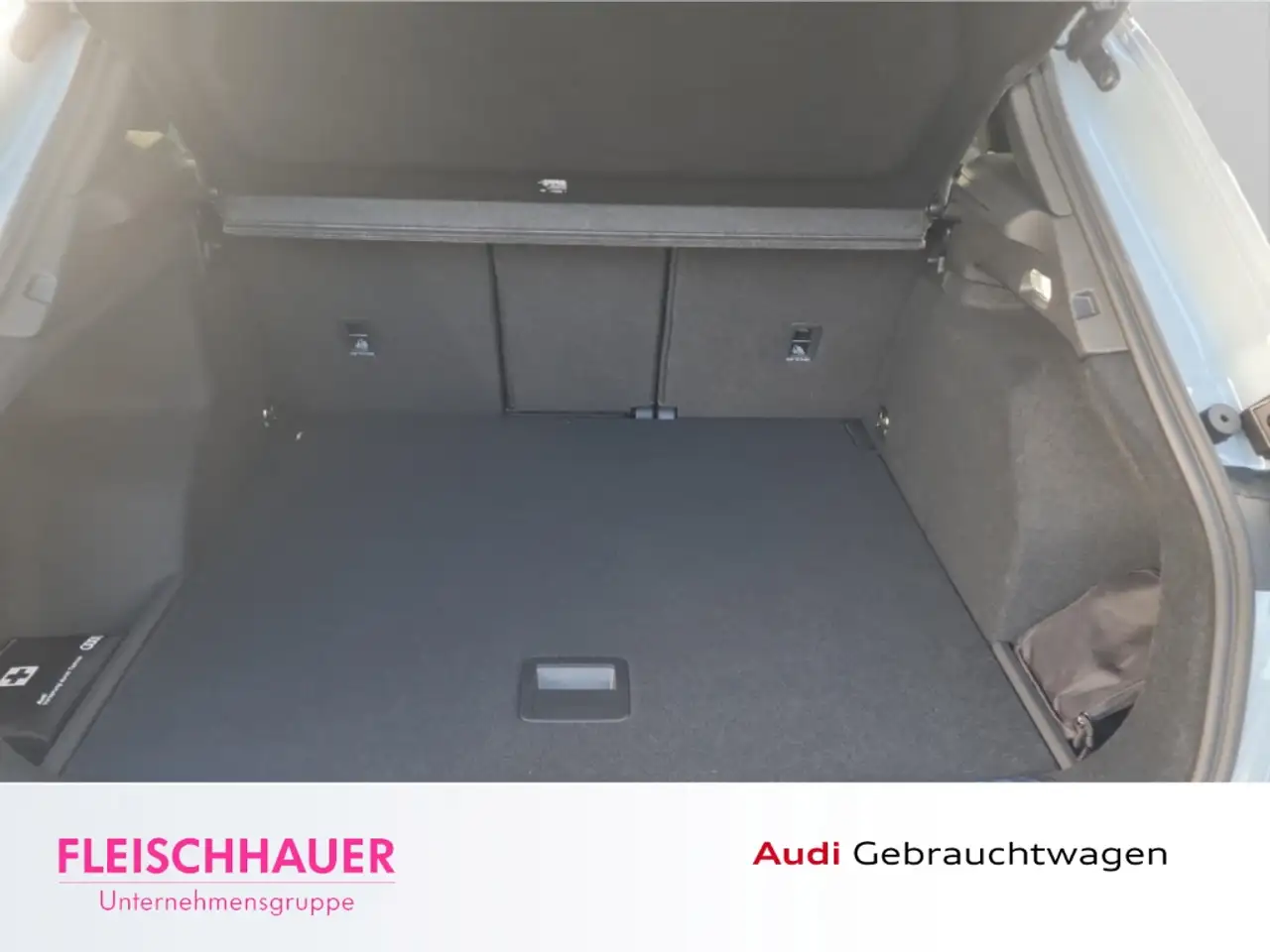 Audi Q3 14