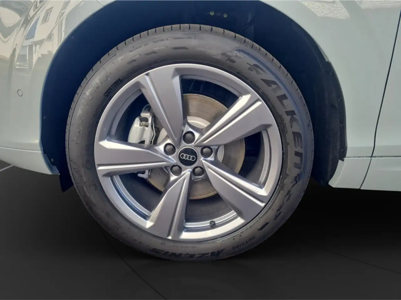 Audi Q3 15