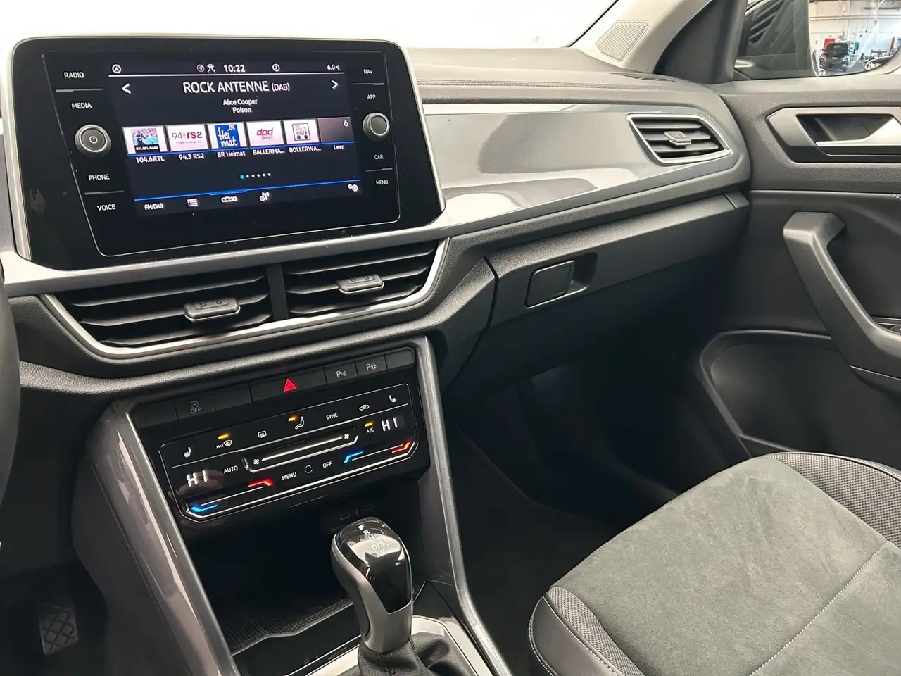Volkswagen T-Roc 8