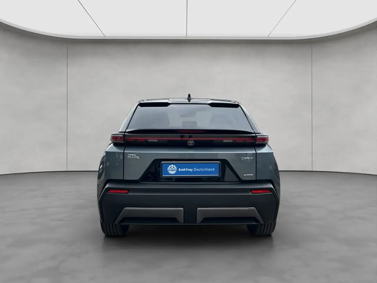 Toyota C-HR+ 5
