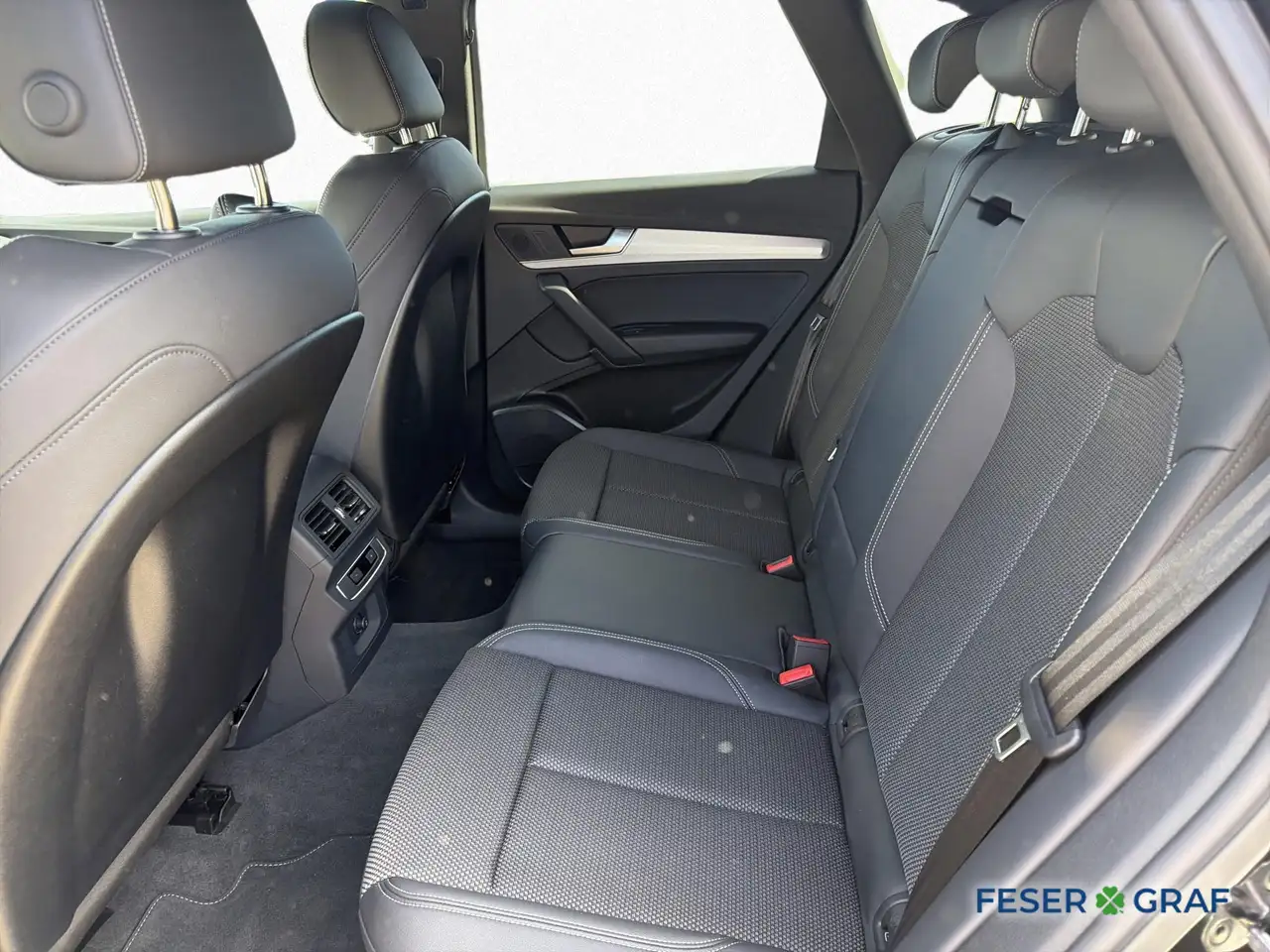 Audi Q5 40 11