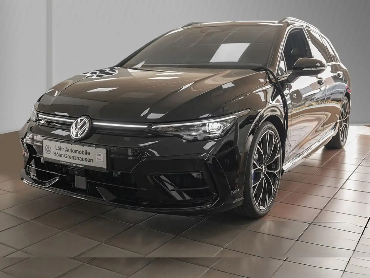Volkswagen Golf VIII 2