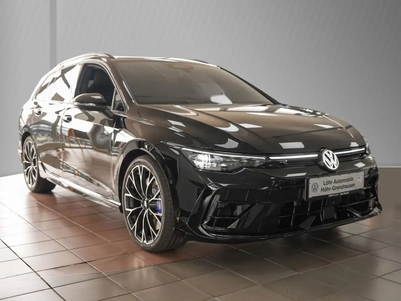 Volkswagen Golf VIII 3