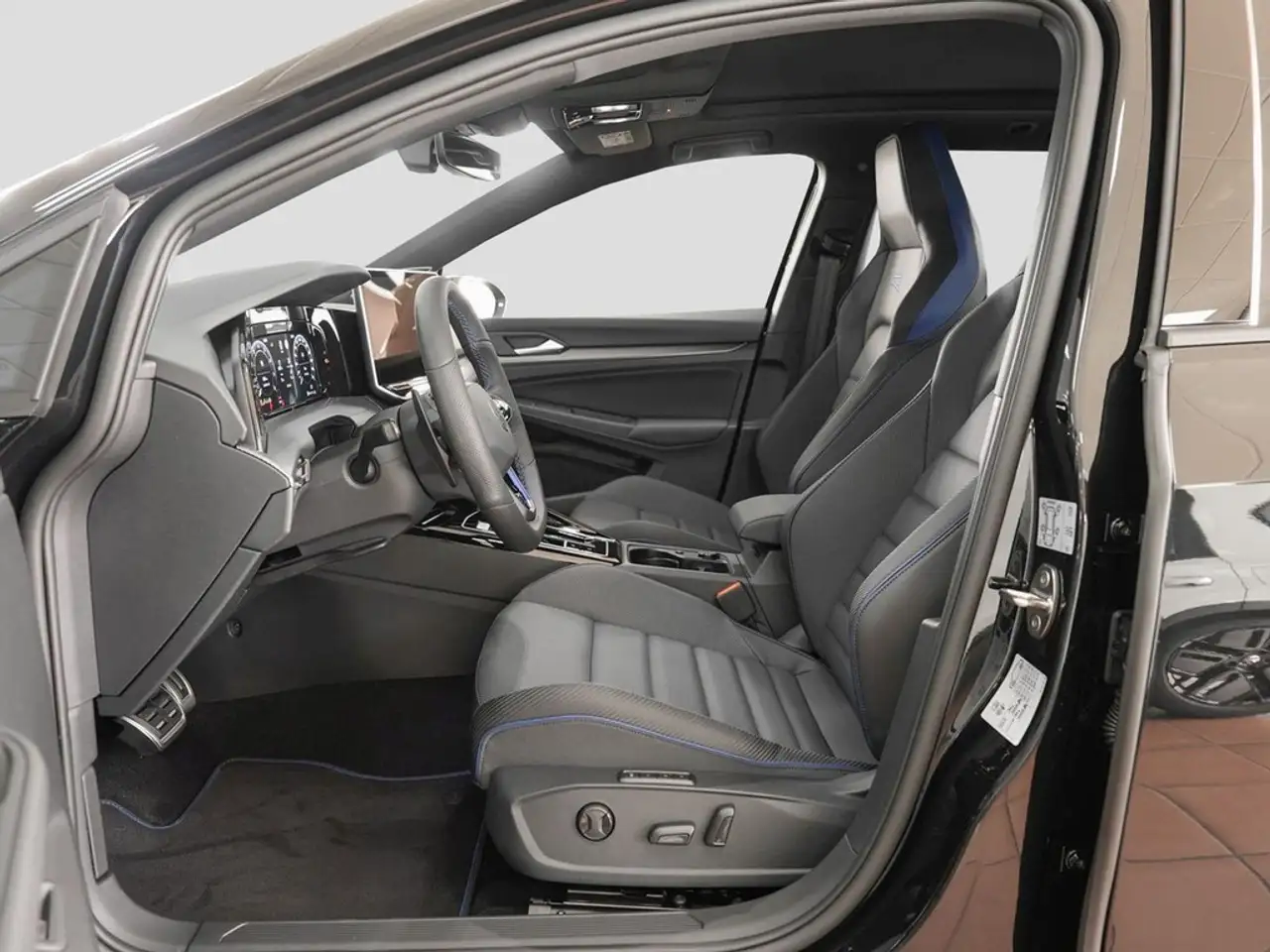 Volkswagen Golf VIII 15