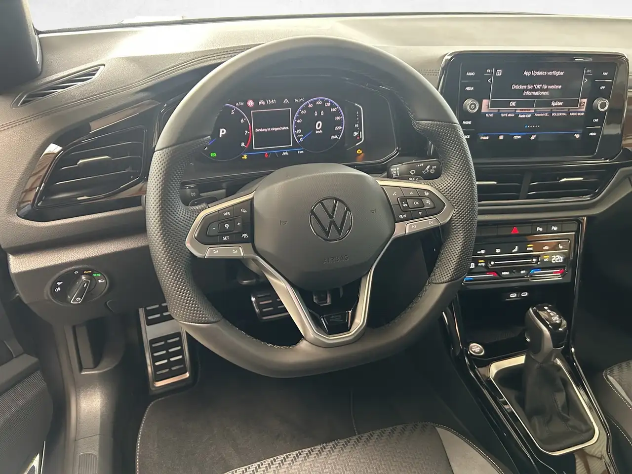 Volkswagen T-Roc 12