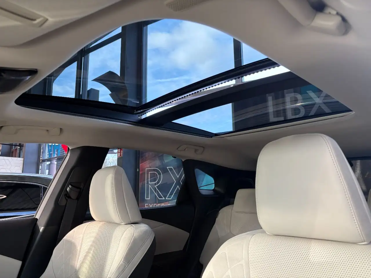 Lexus RX 350 9