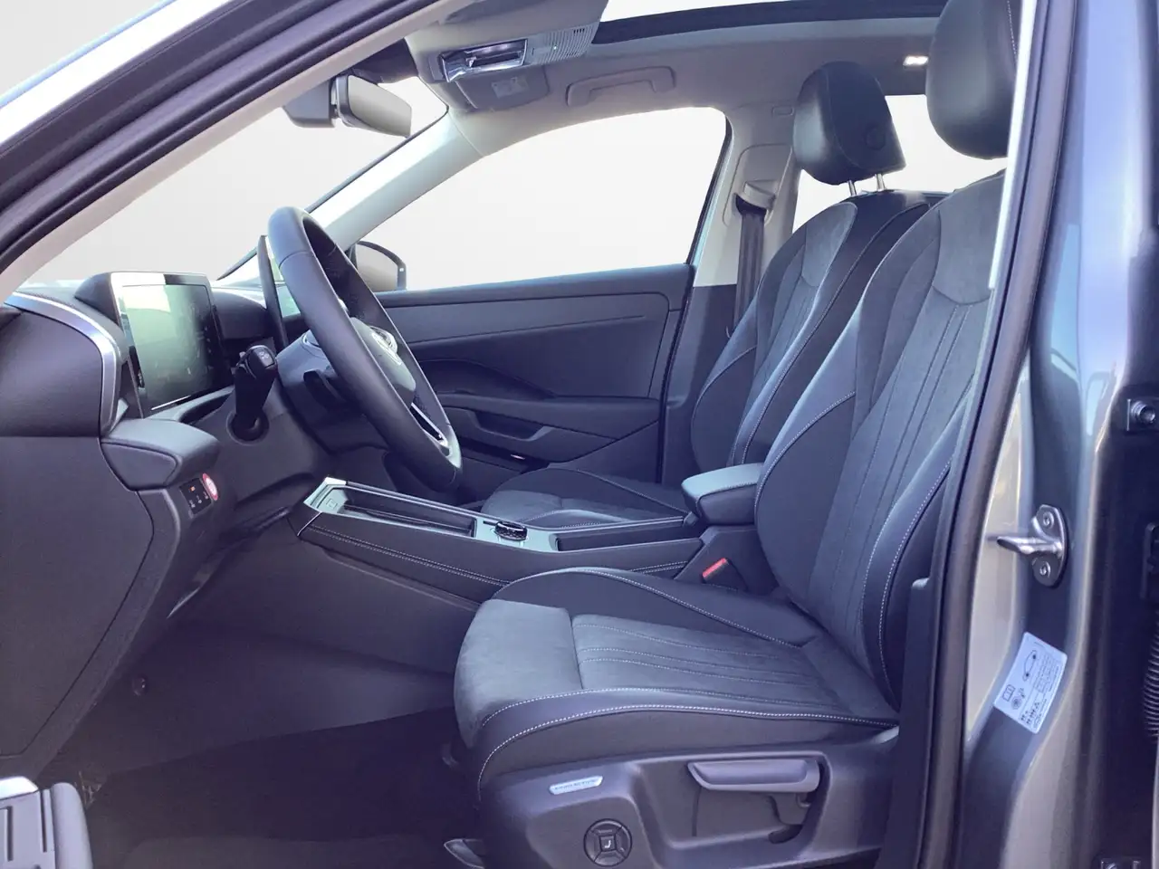 Volkswagen T-Roc 7