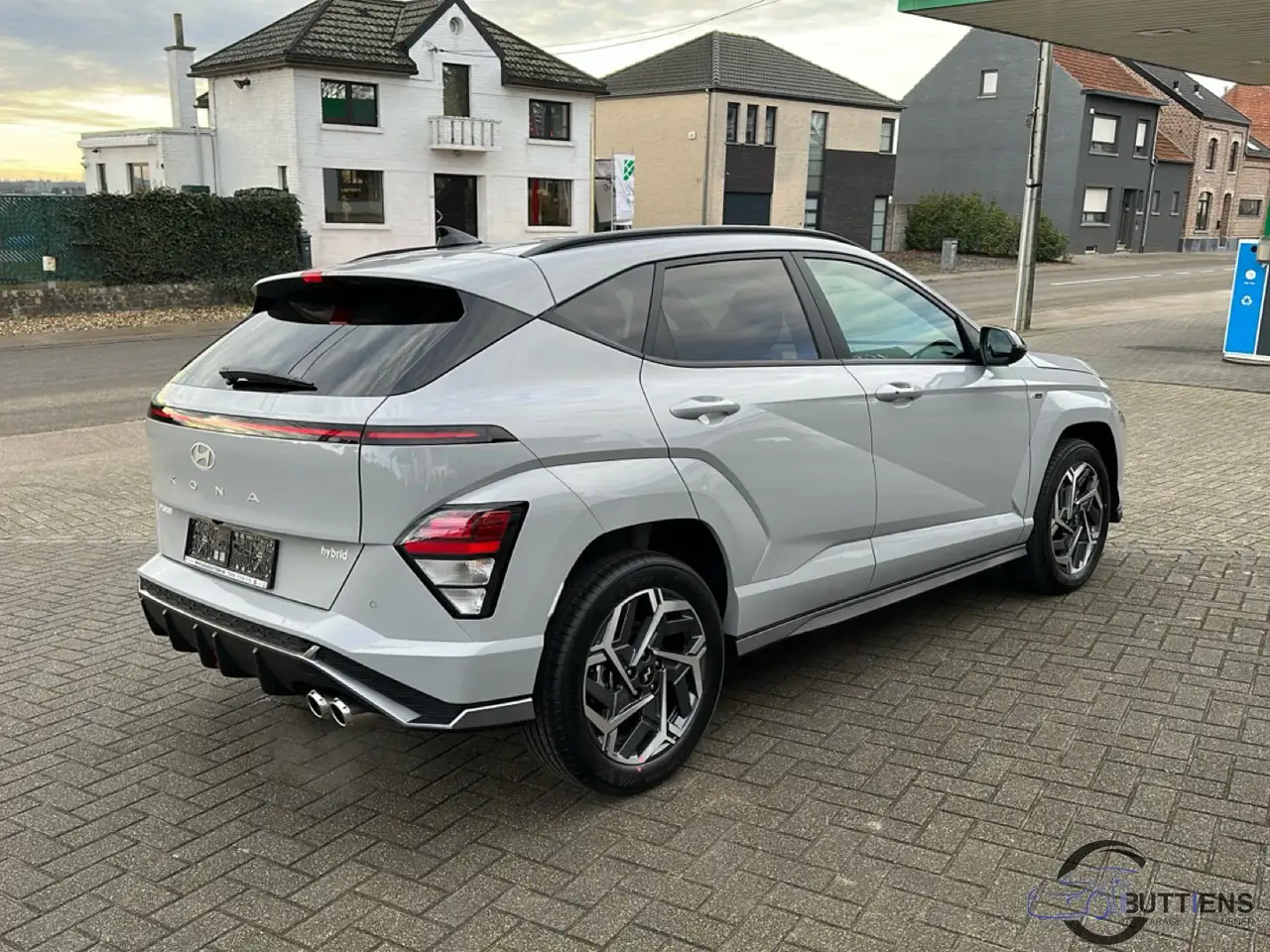 Hyundai KONA 5