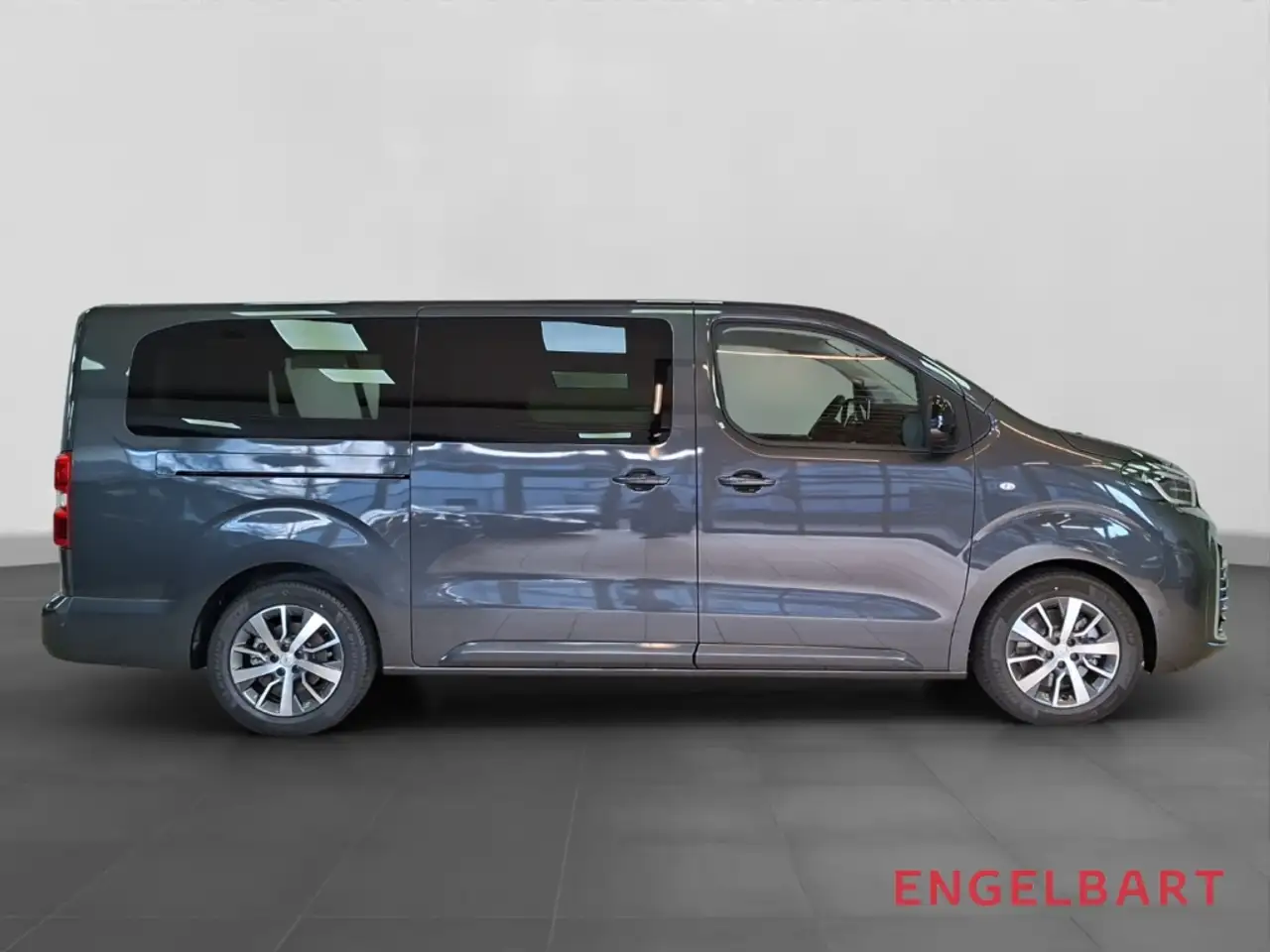 Toyota Proace 5