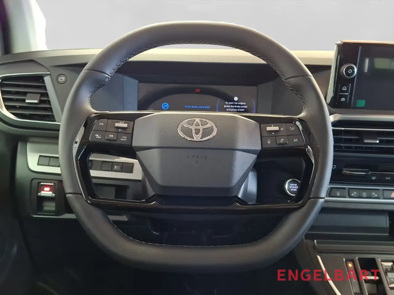 Toyota Proace 8