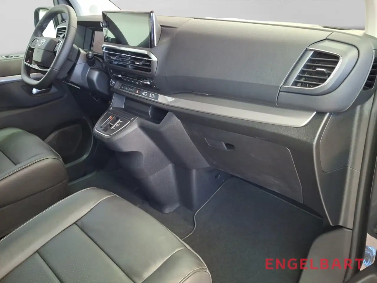 Toyota Proace 11