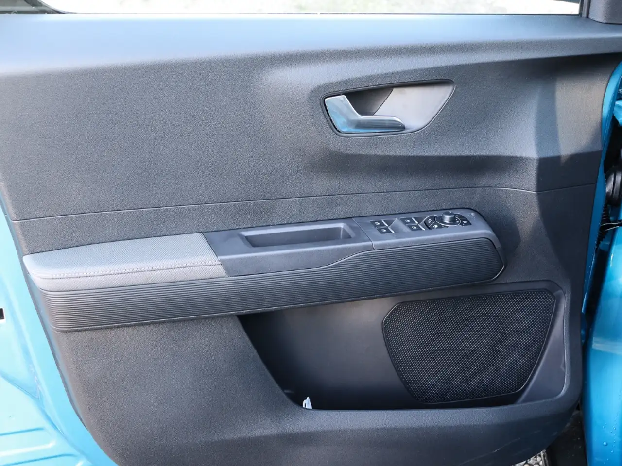 Ford Tourneo 10