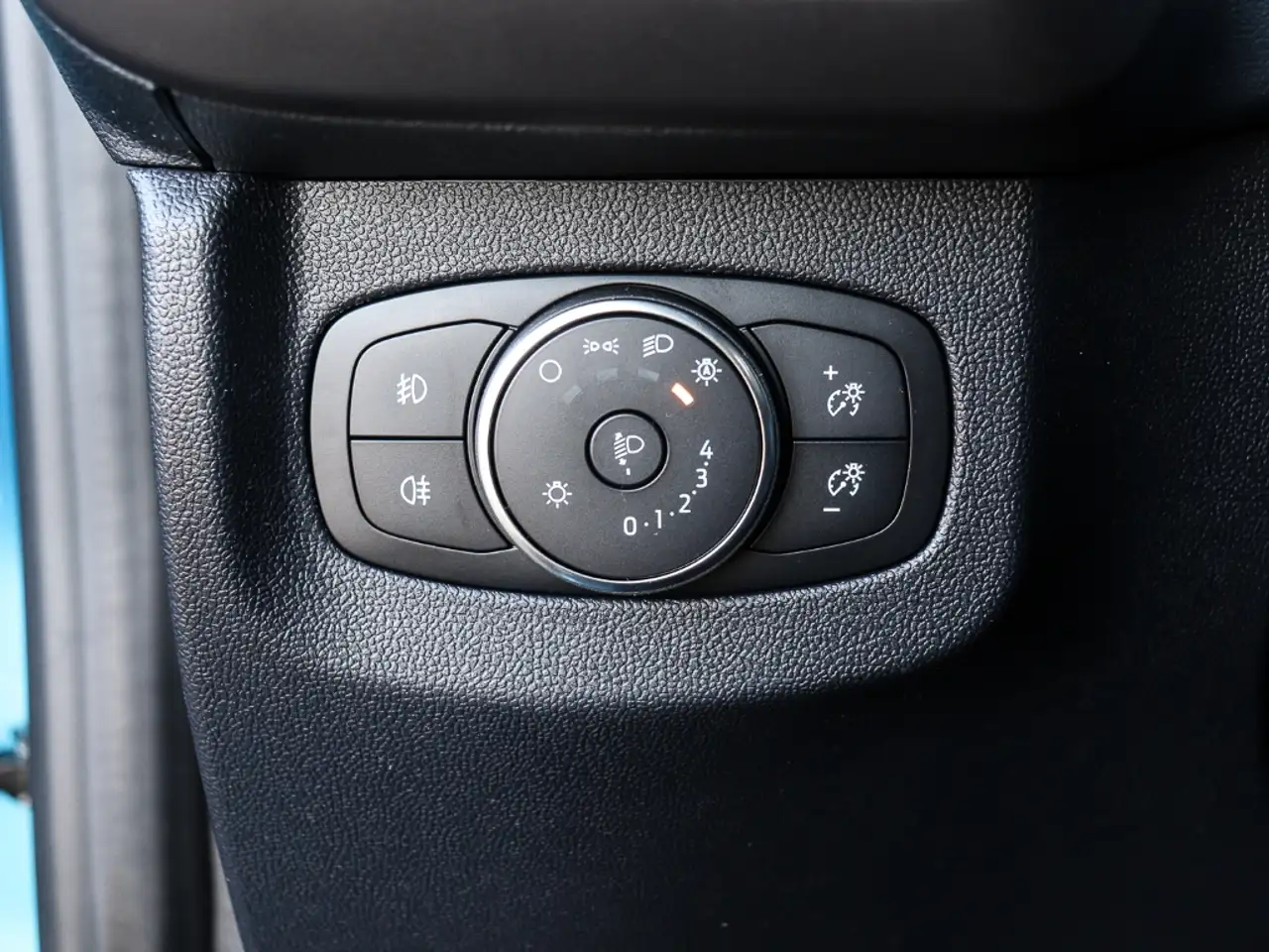 Ford Tourneo 11