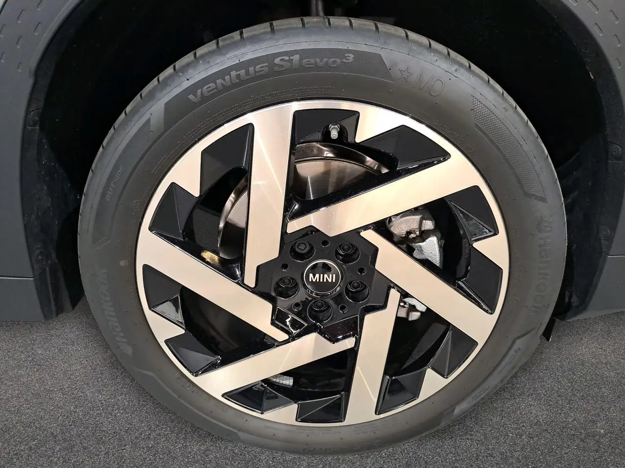 Mini Countryman 10