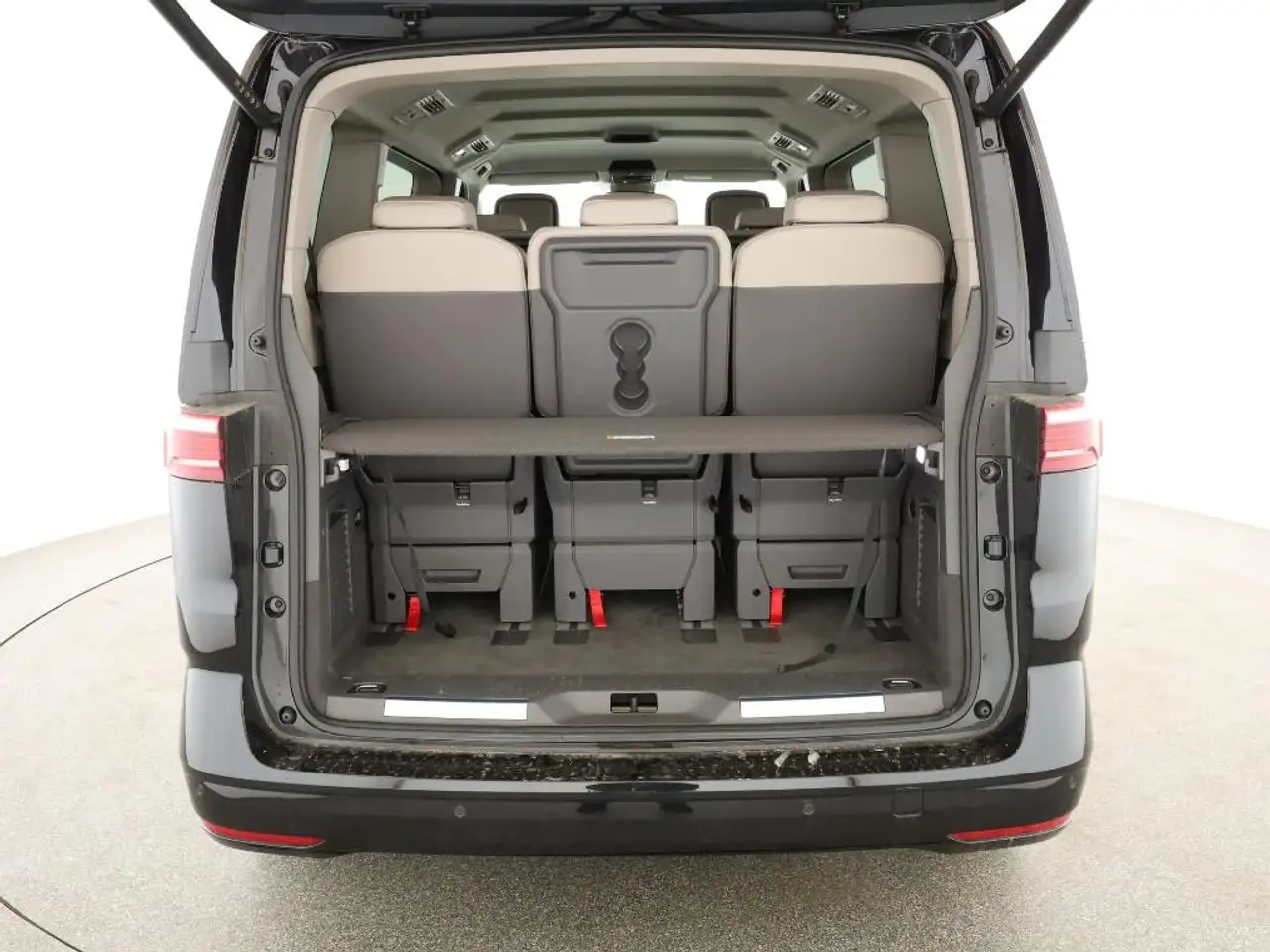 Volkswagen T7 Multivan 9