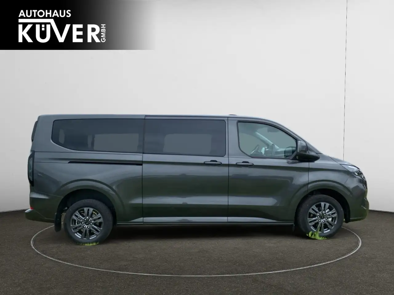 Ford Tourneo 4