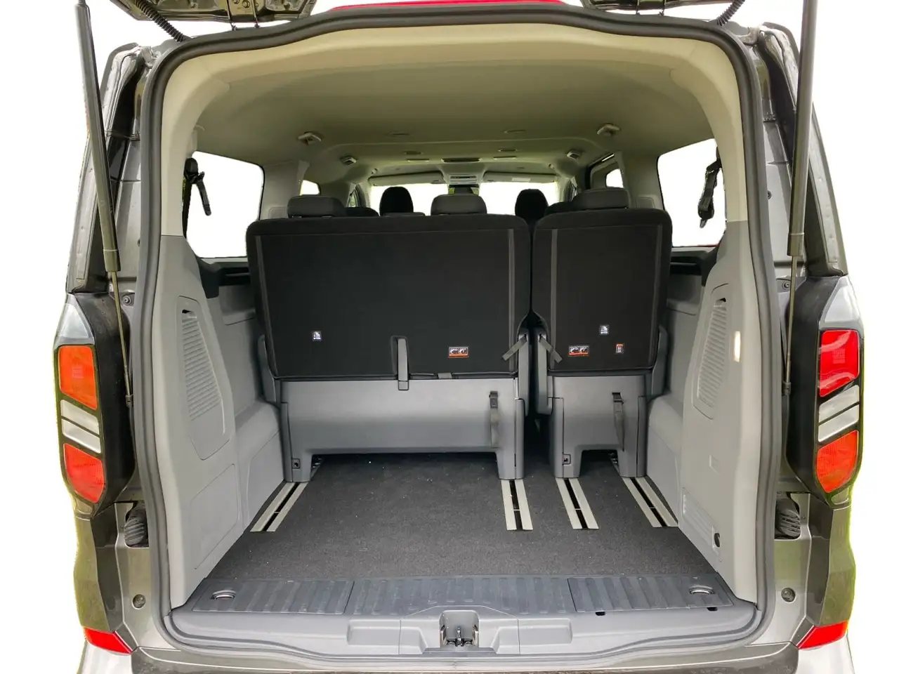 Ford Tourneo 7