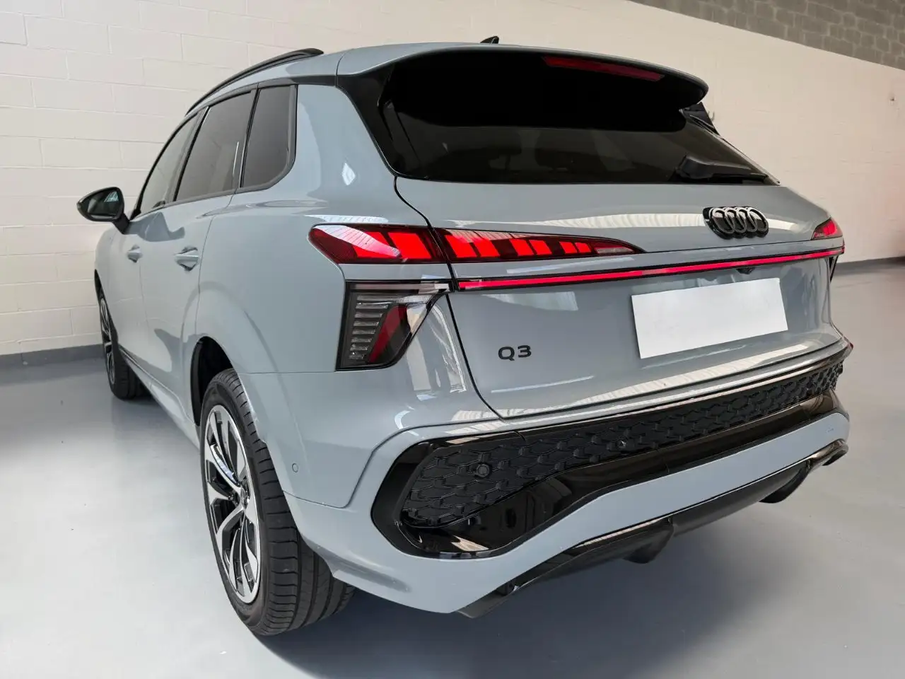 Audi Q3 5