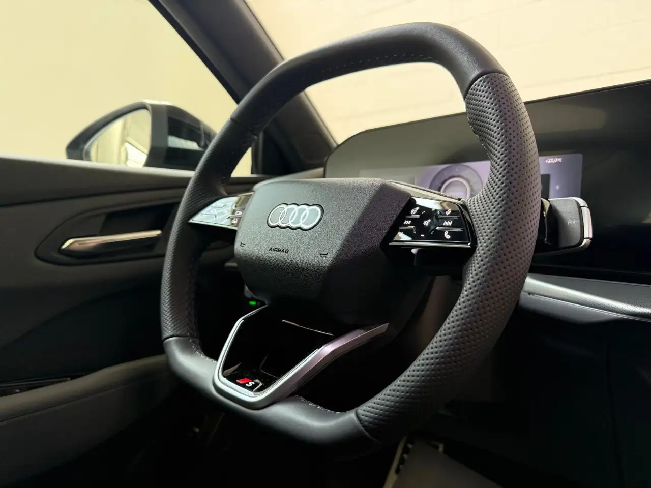 Audi Q3 10