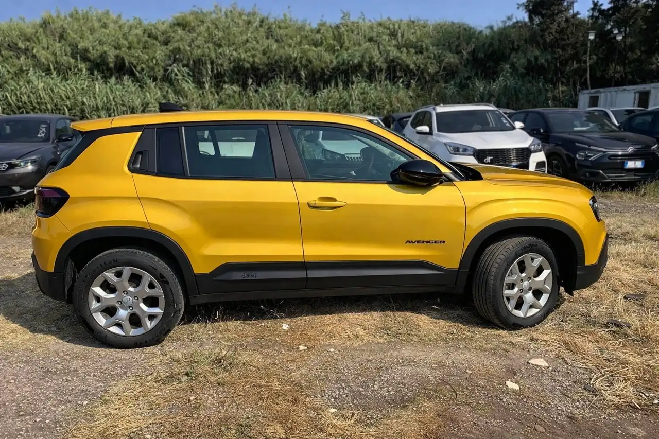 Jeep Avenger 2
