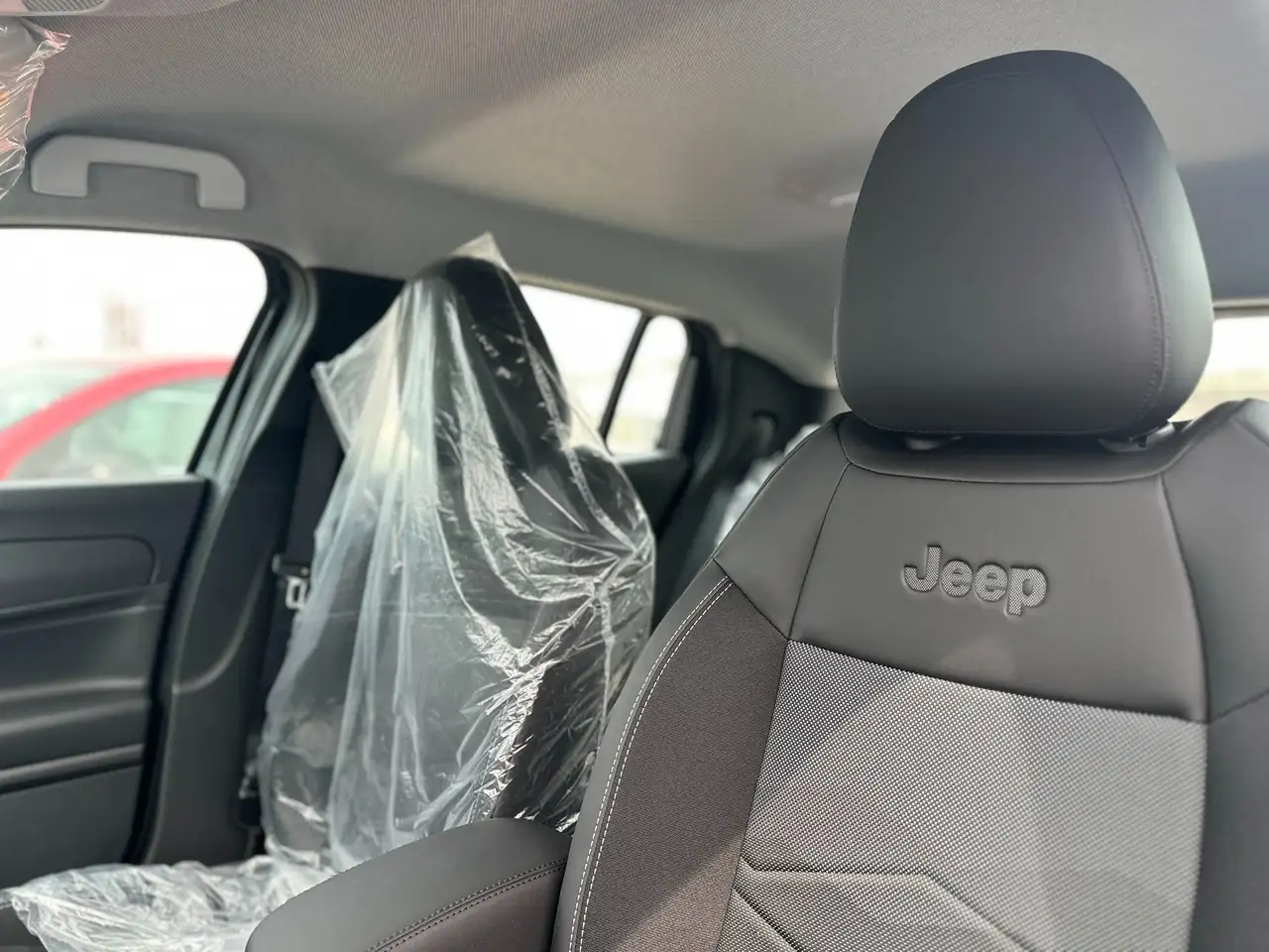 Jeep Avenger 5