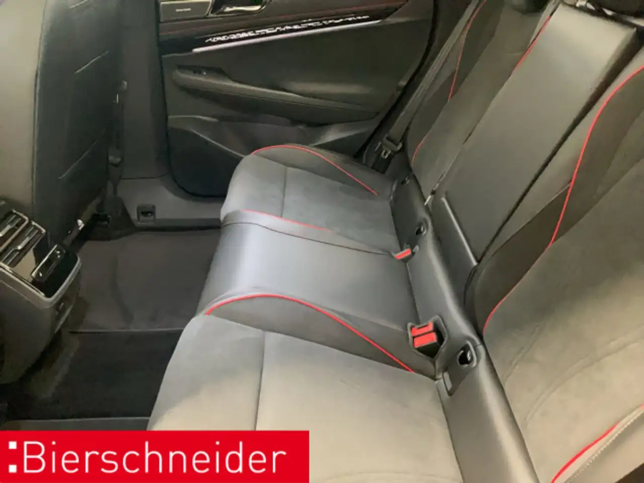 Volkswagen ID.7 14