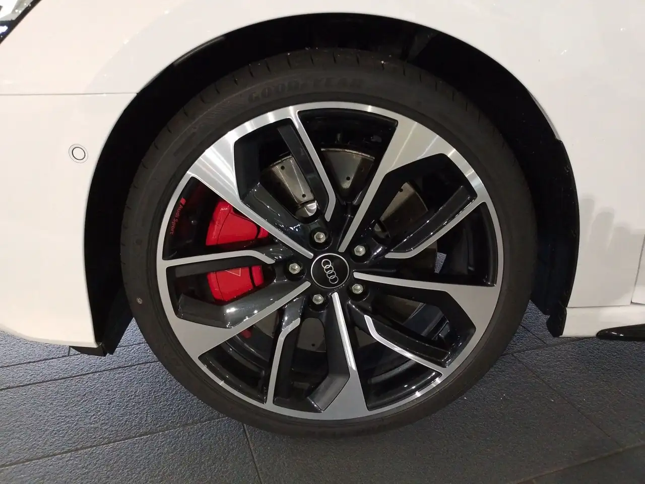 Audi S3 8