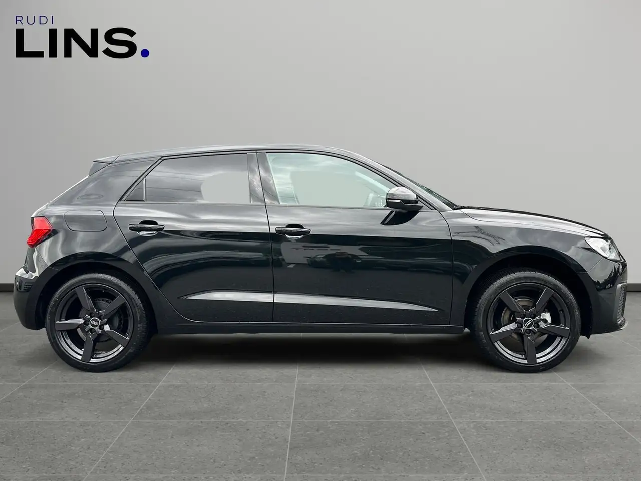 Audi A1 25 6