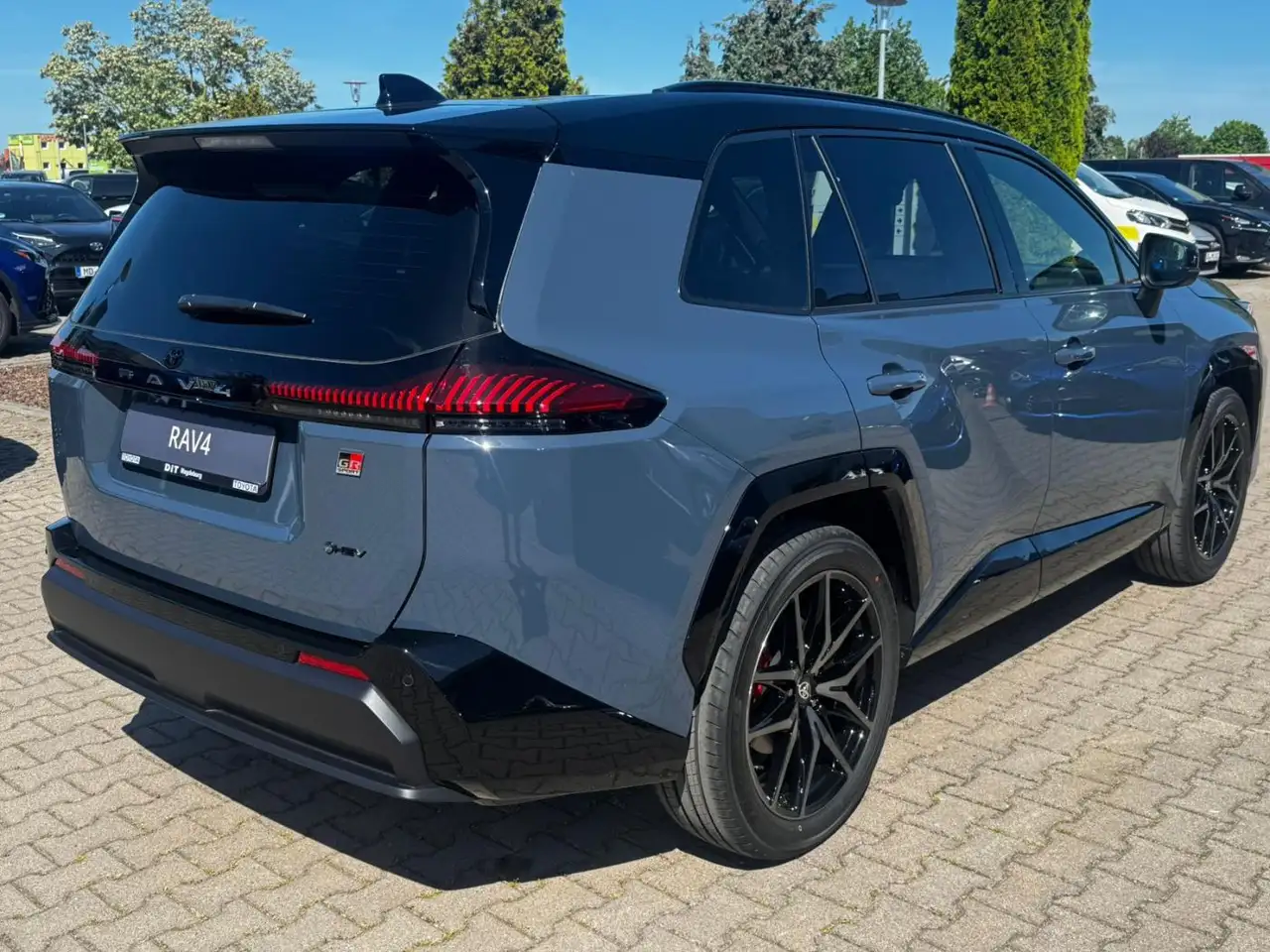 Toyota RAV4 8