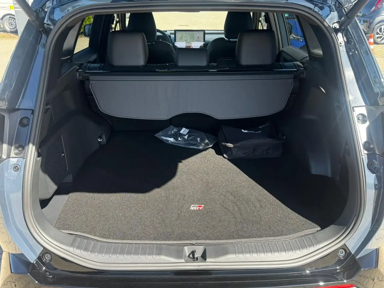 Toyota RAV4 16