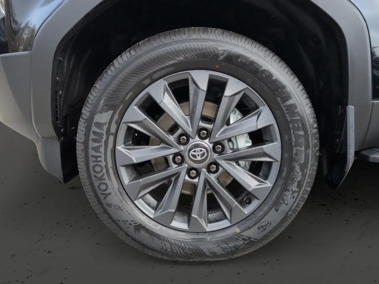 Toyota Land Cruiser 14