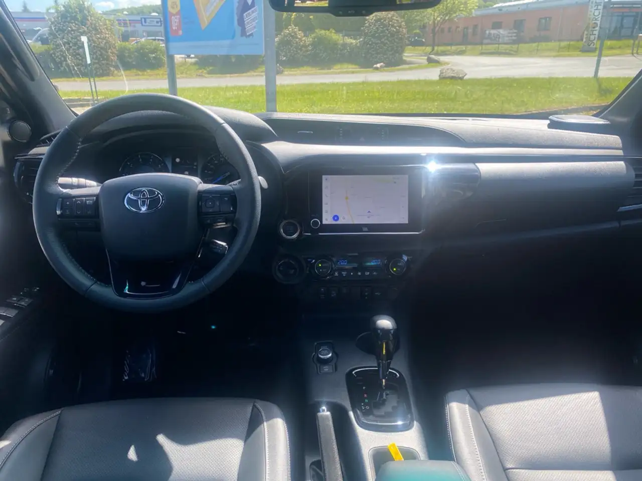 Toyota Hilux 10