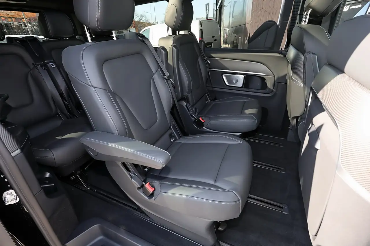 Mercedes-Benz V 300 7