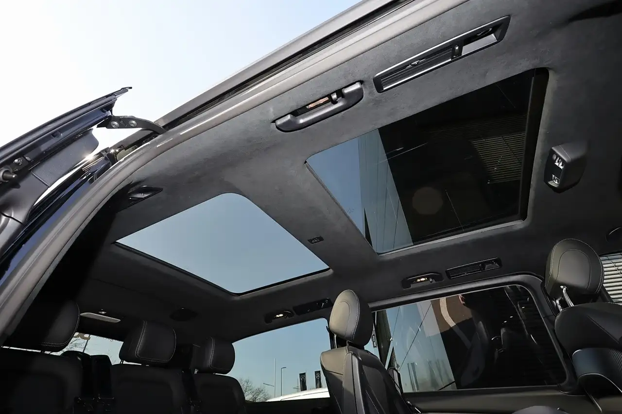 Mercedes-Benz V 300 8