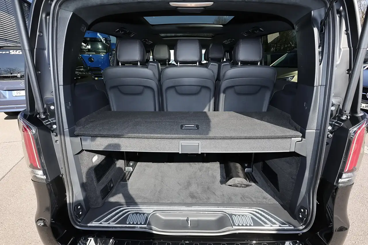 Mercedes-Benz V 300 11