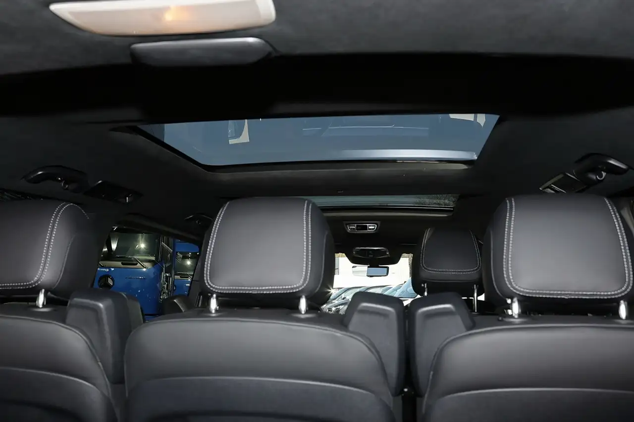 Mercedes-Benz V 300 12