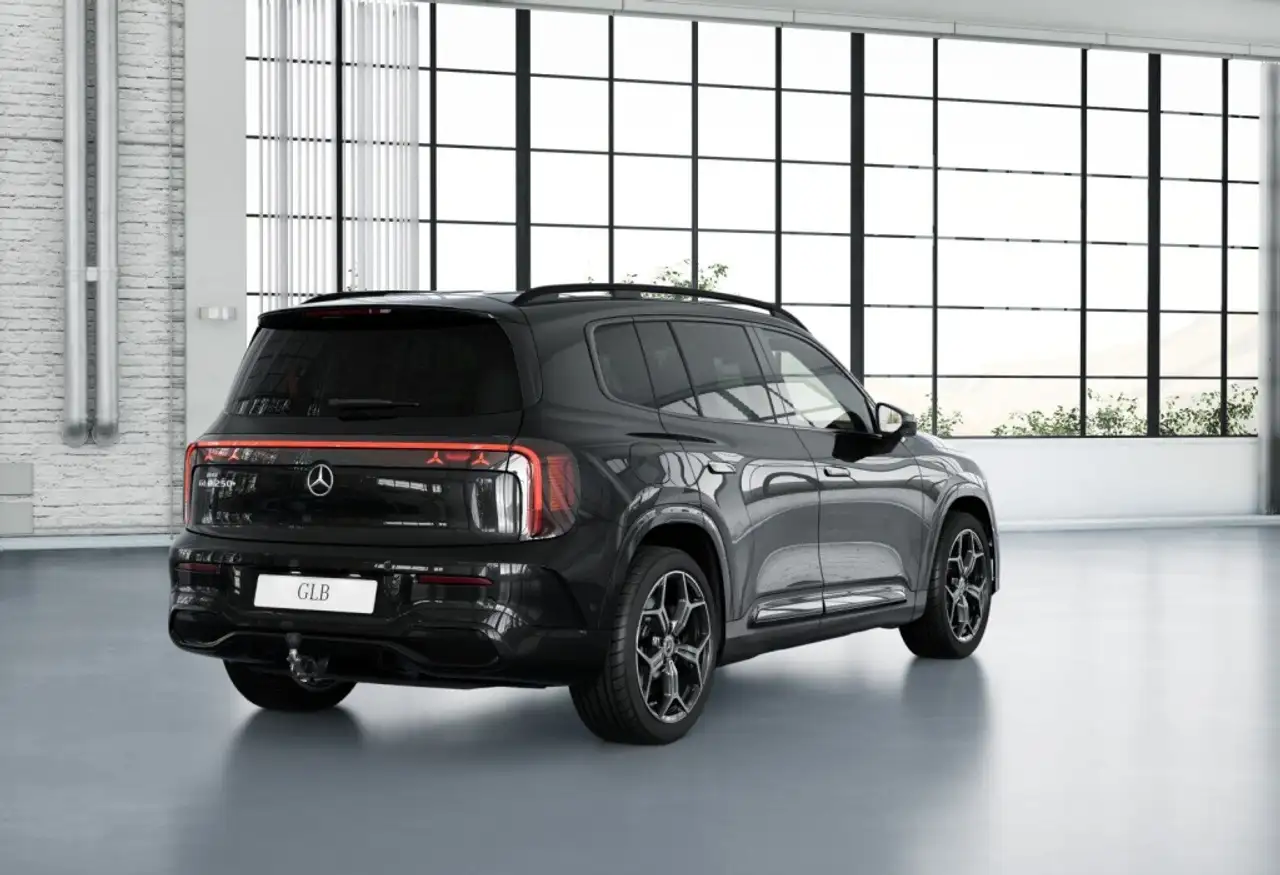 Mercedes-Benz GLB 250 3