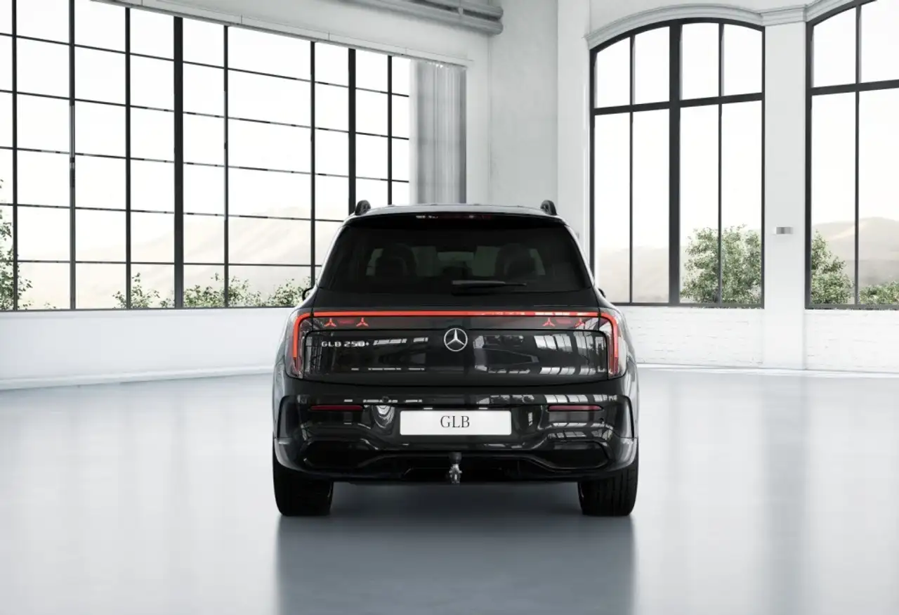 Mercedes-Benz GLB 250 6