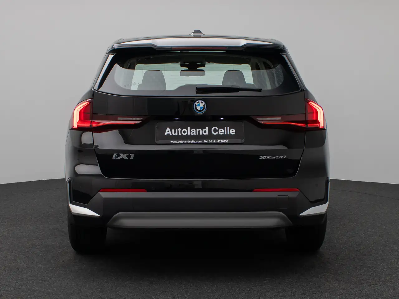 BMW X1 8