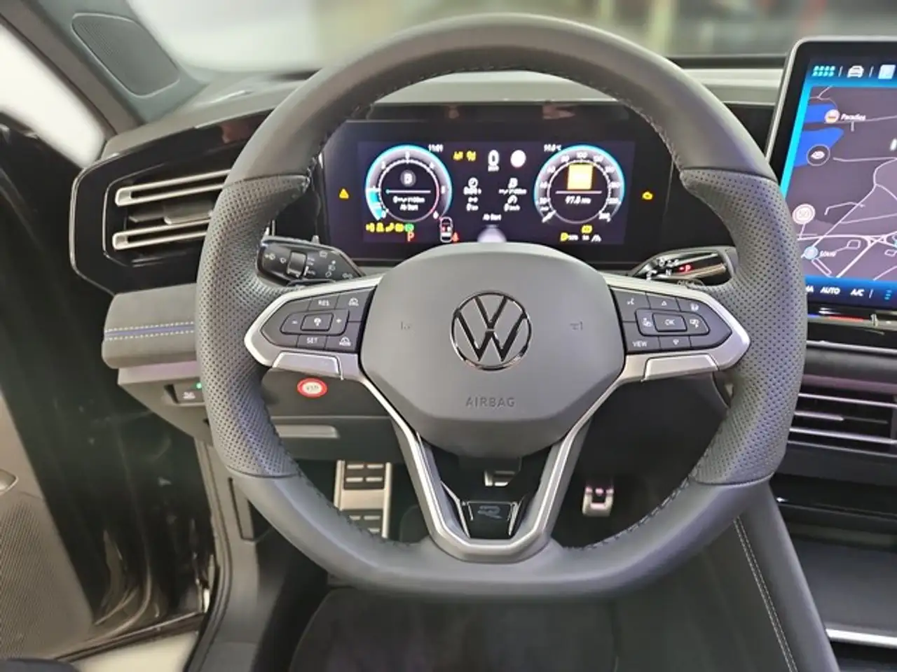 Volkswagen Tiguan 8