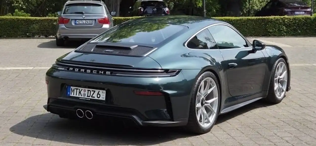 Porsche 992 4