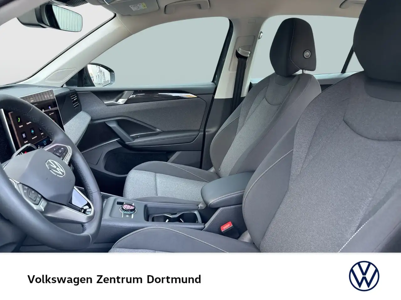 Volkswagen Tiguan 8
