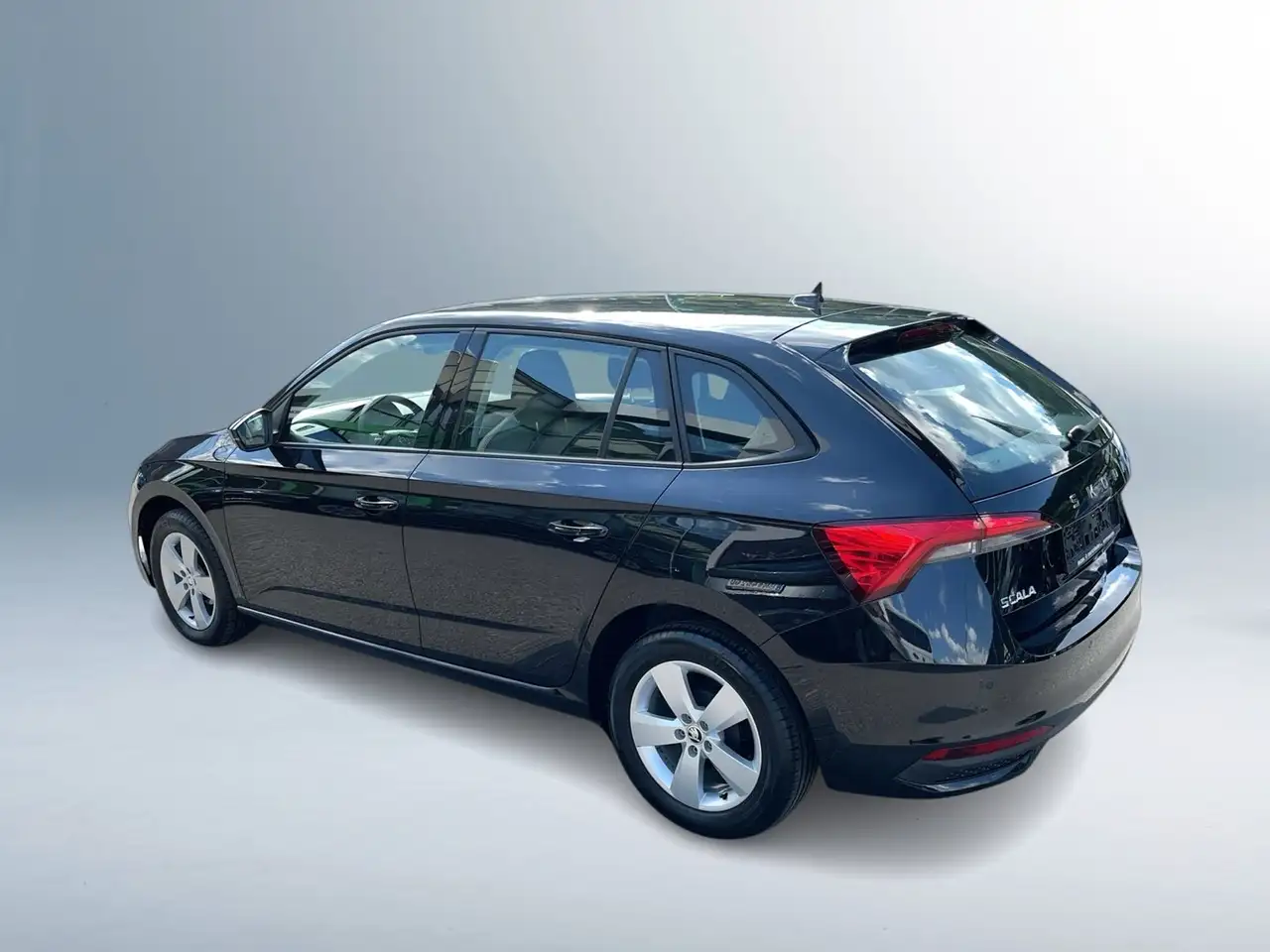 Skoda Scala 3