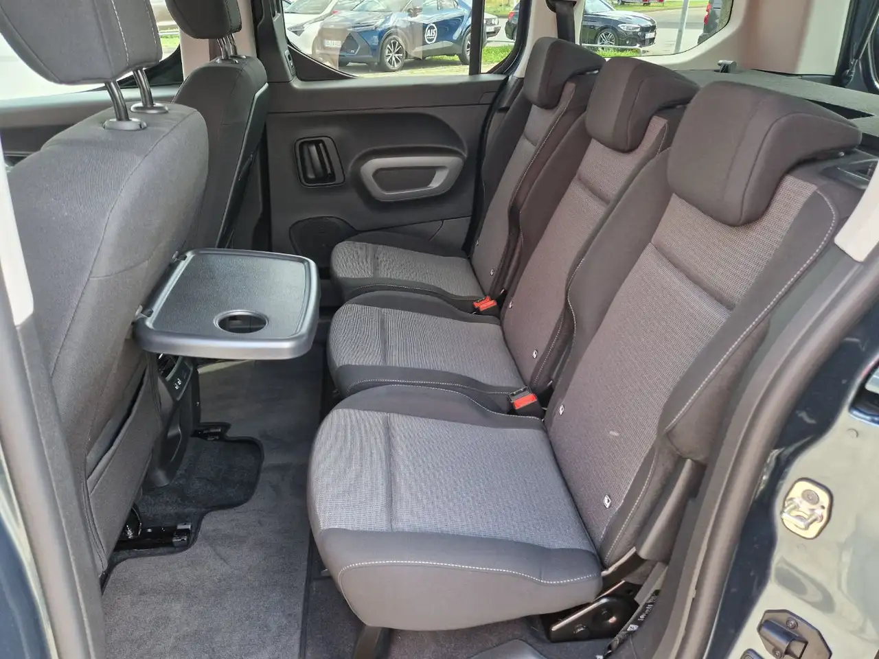Toyota Proace 9