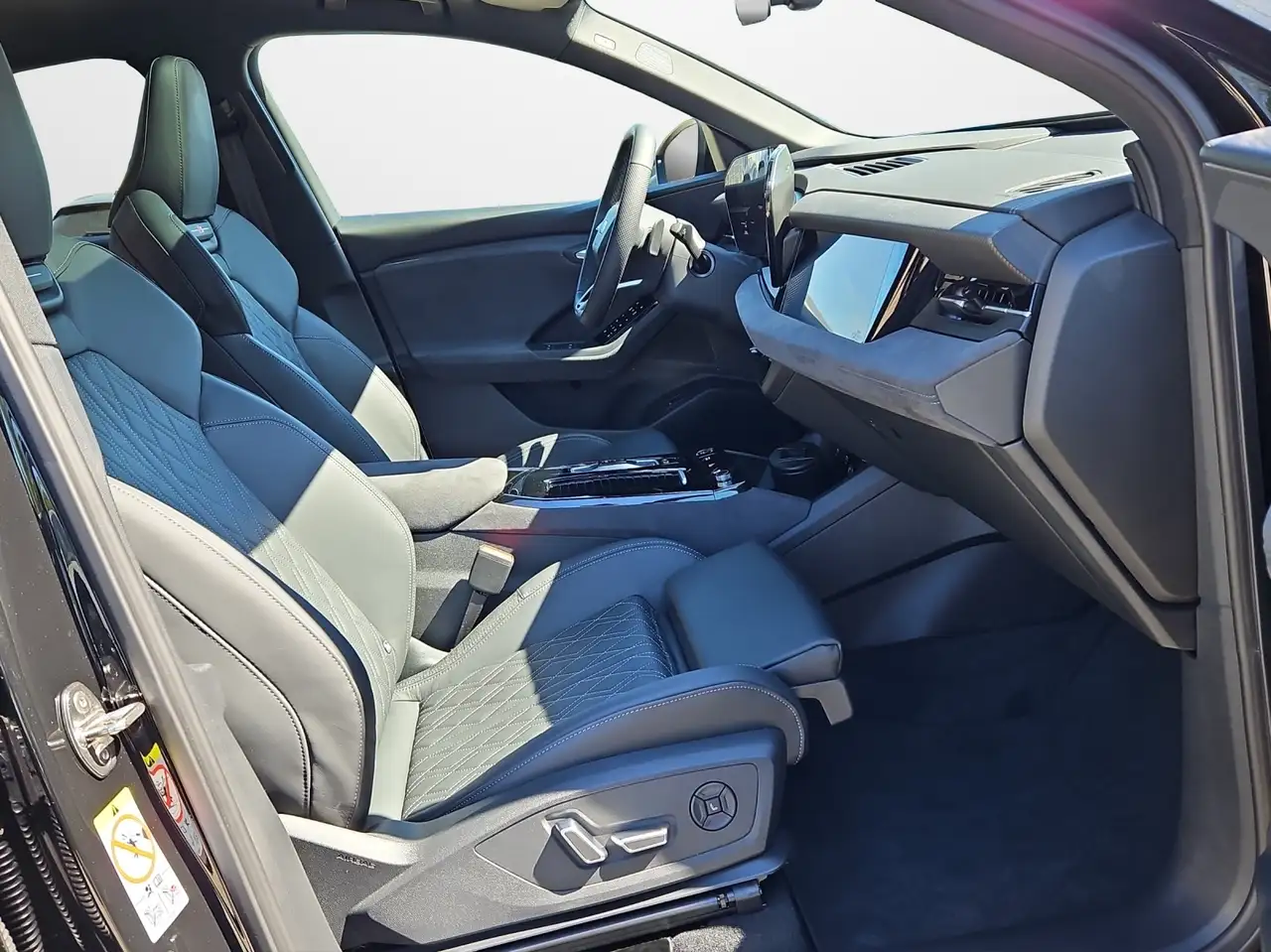 Audi e-tron 13