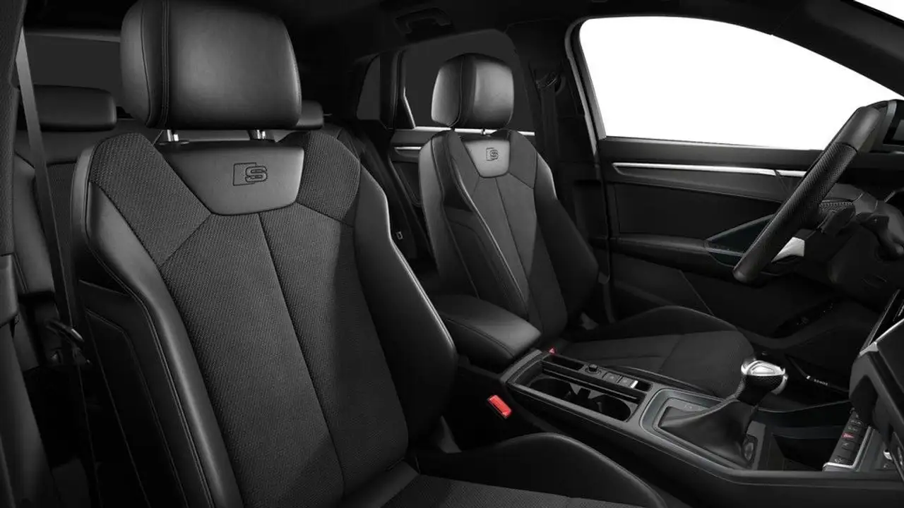 Audi Q3 45 10