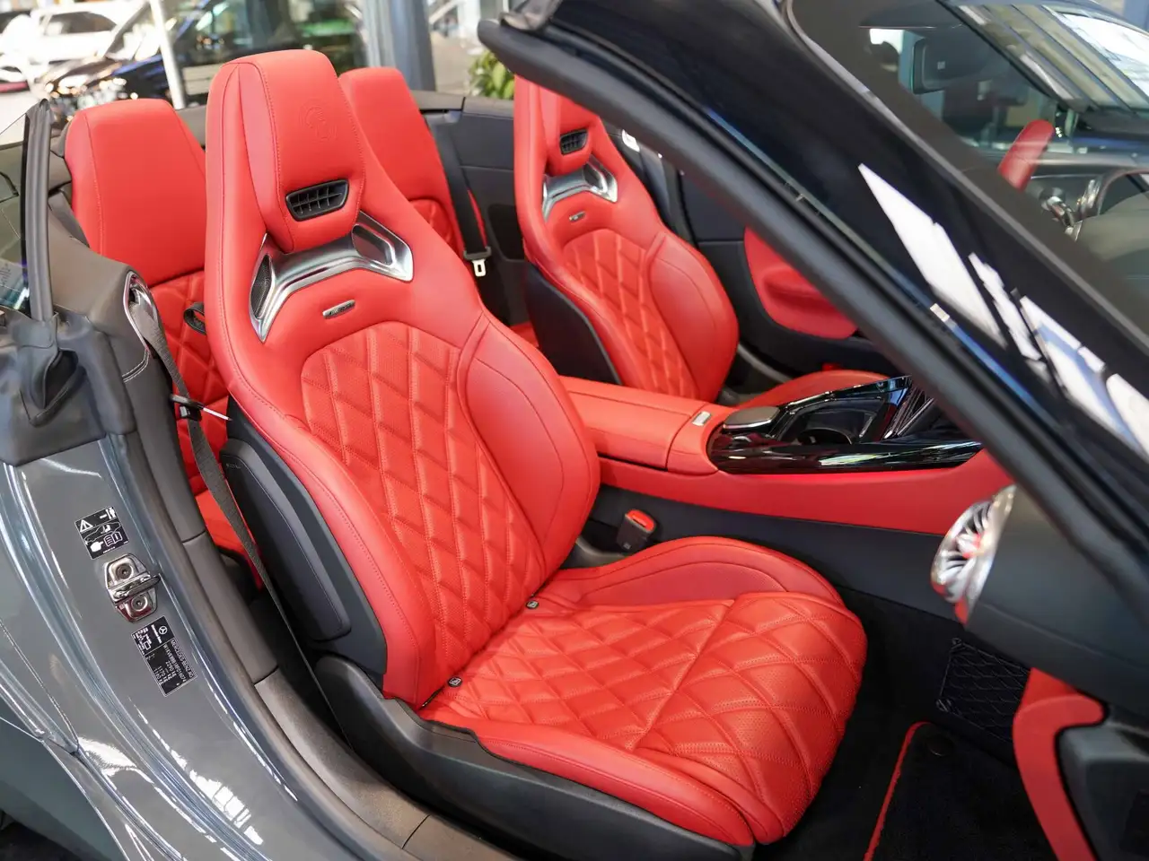 Mercedes-Benz SL 63 10