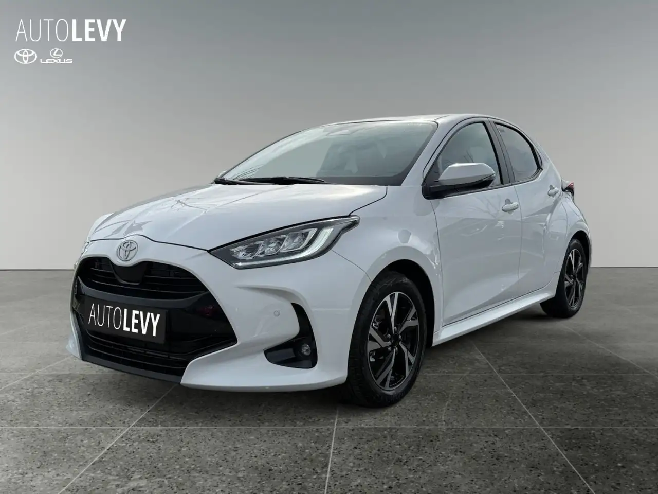 Toyota Yaris 2